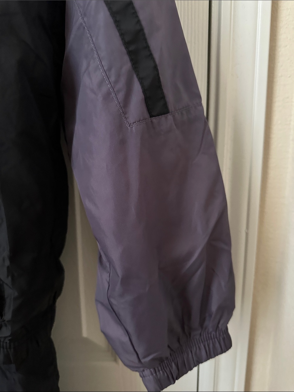Reebok Black and Purple Two-Piece Windbreaker Tracksuit - Picture 6 of 11